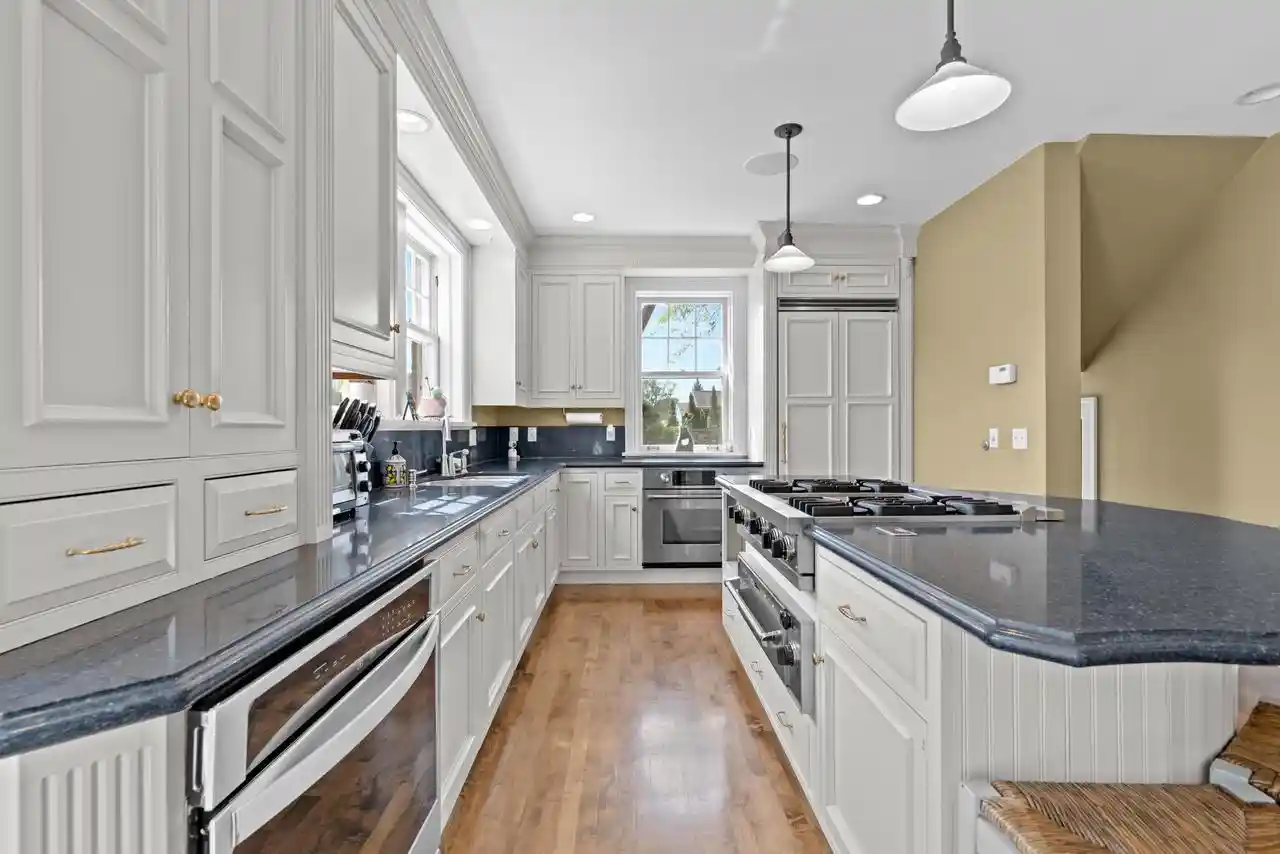 Photo 3 of Single family home for sale at 428 9Th Street Street, Neenah, WI 54956 | MLS# 50331607 | Listing updated on 2026-08-30