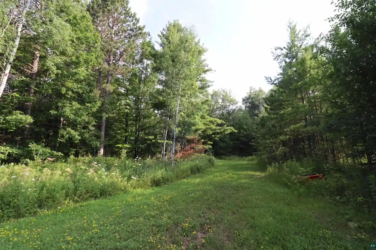 Photo 21 of Sale Pending at 814 N 8th Ave W, Washburn, WI 54891 | MLS# 6127581 | Listing updated on 2026-09-11