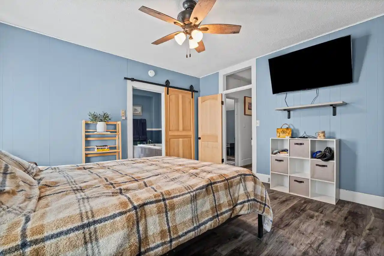 Photo 3 of Single family home for sale at 5826 County 21, La Crescent, MN 55947 | MLS# 1977669 | Listing updated on 2026-09-05