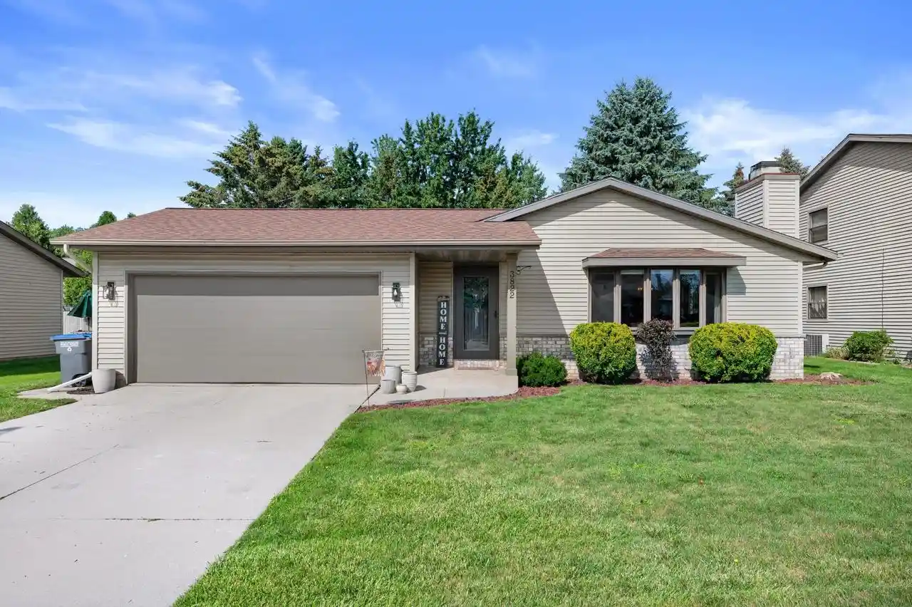 1st image of 3822 S 10th Street Street, Sheboygan, WI 53081 | MLS# 1977673