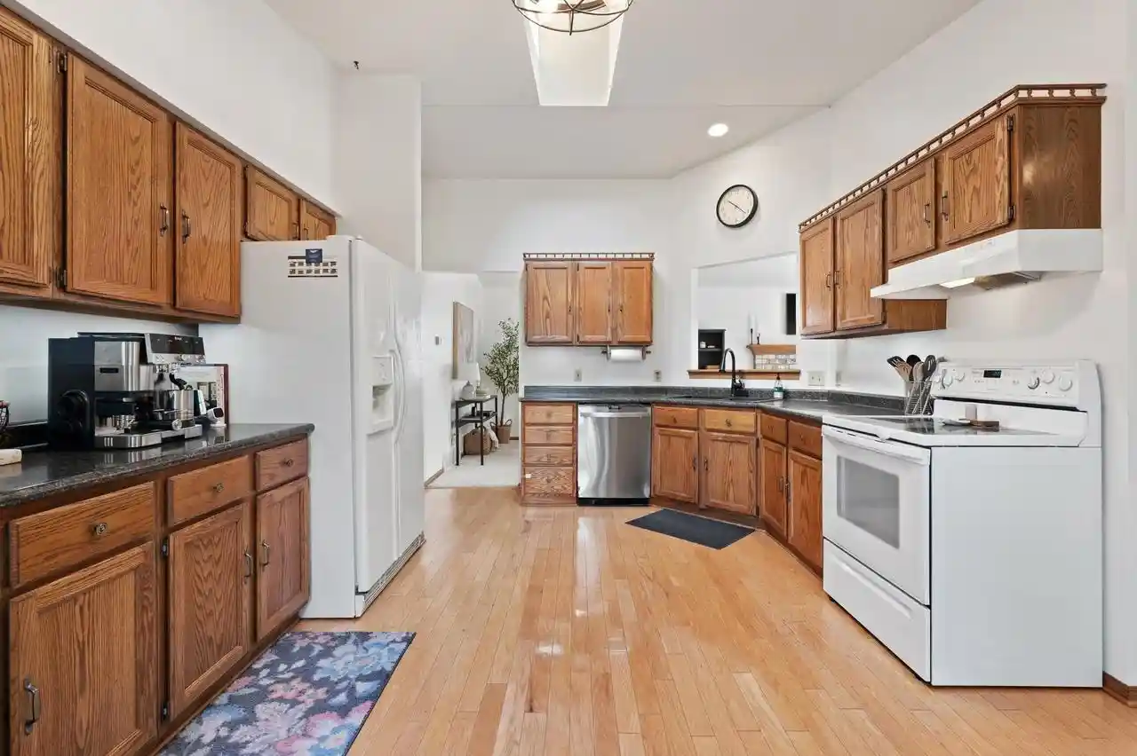 3rd image of 3822 S 10Th Street Street, Sheboygan, WI 53081 | MLS# 1977673
