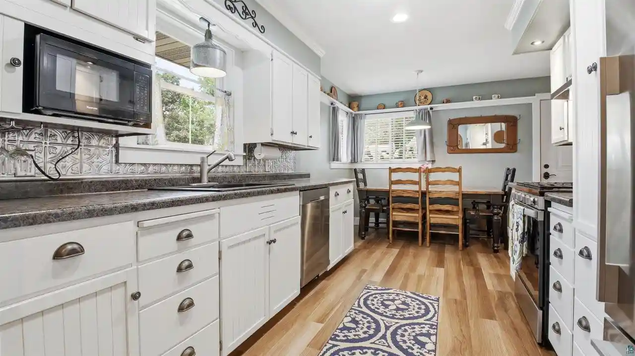 3rd image of 737 Lafollette St St, Spooner, WI 54801 | MLS# 6127583