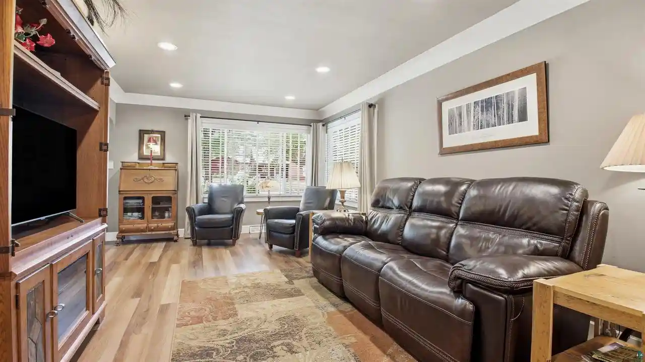 48th image of 737 Lafollette St St, Spooner, WI 54801 | MLS# 6127583