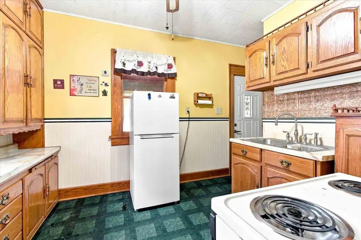 Photo 3 of Sale Pending at 1007 8th Street S Street S, La Crosse, WI 54601 | MLS# 1977684 | Listing updated on 2026-09-02
