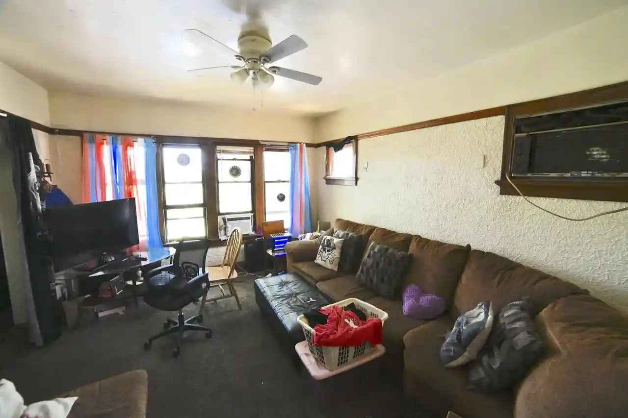 16th image of 2917 2919 N 8th Street Street #2919, Milwaukee, WI 53206 | MLS# 1977691