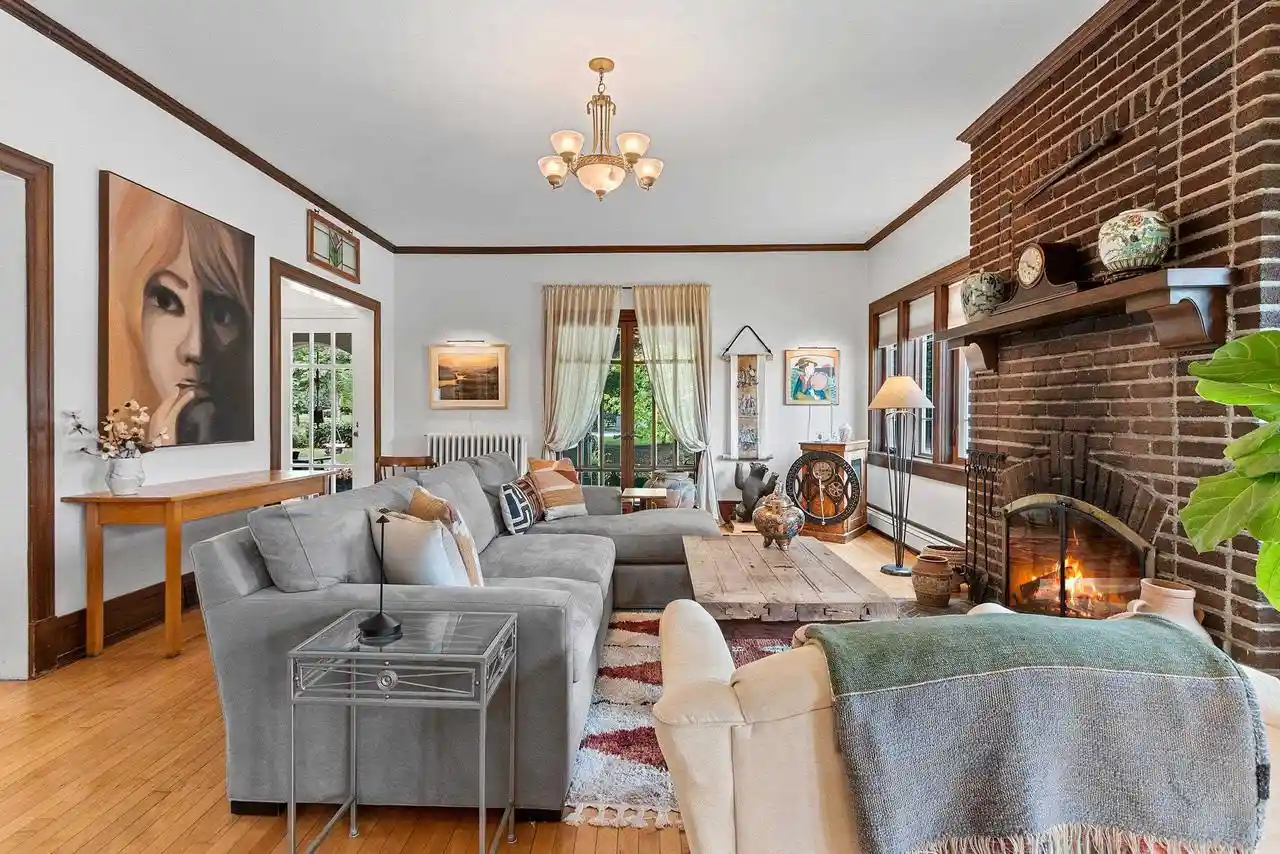 Photo 3 of Single family home for sale at 505 Spring Street Street, Green Bay, WI 54301 | MLS# 50331612 | Listing updated on 2026-09-21