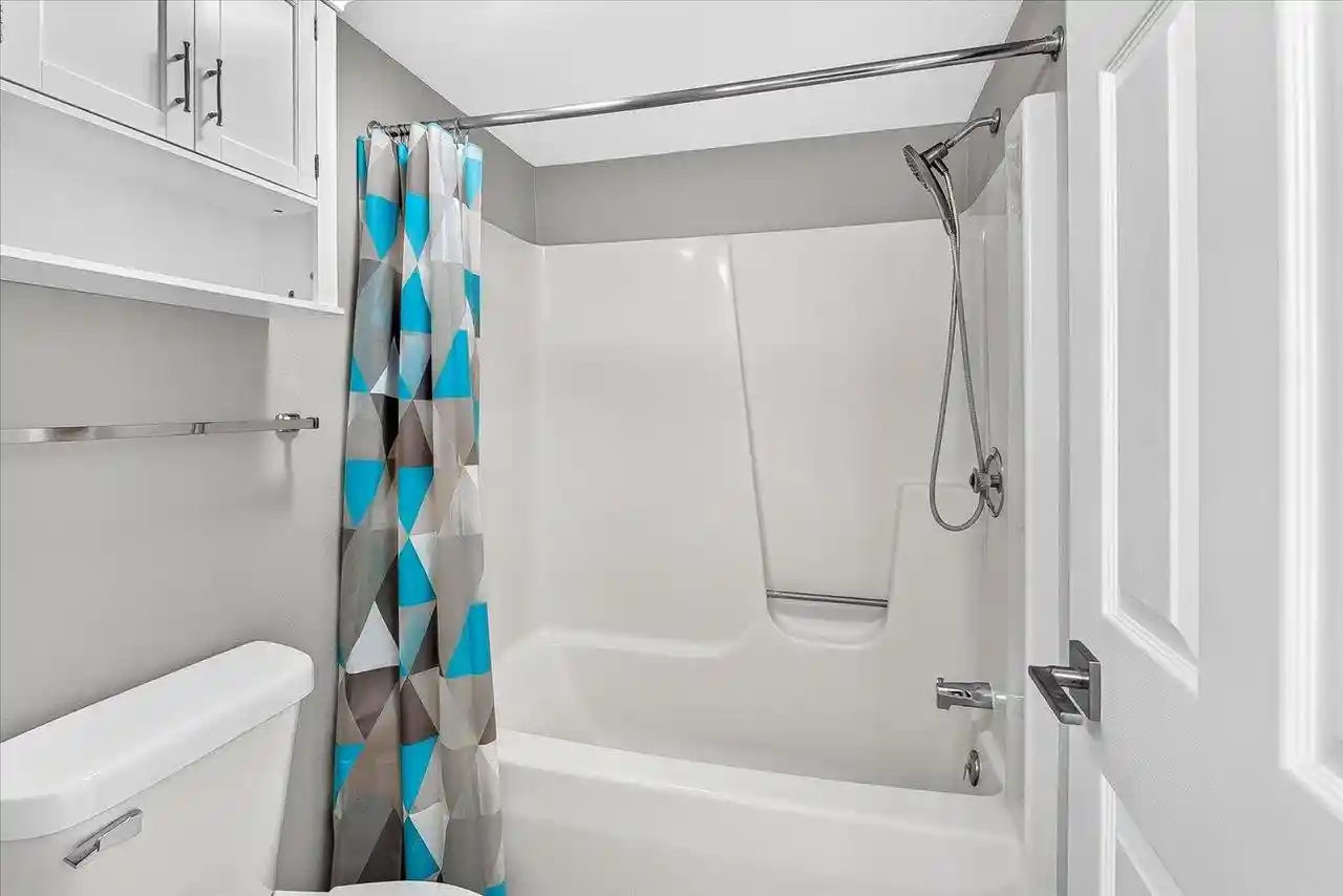 18th image of 539 D'onofrio Dr Dr #1, Madison, WI 53719 | MLS# 2031224