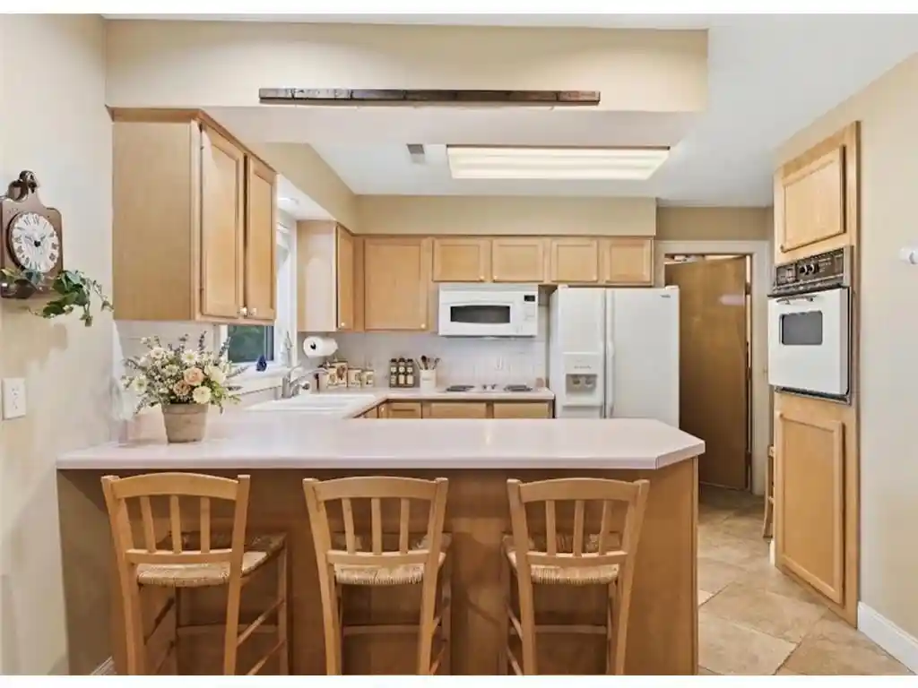 Photo 4 of Single family home for sale at 272 Cove Road Road, Hudson, WI 54016 | MLS# 7131303 | Listing updated on 2026-09-20