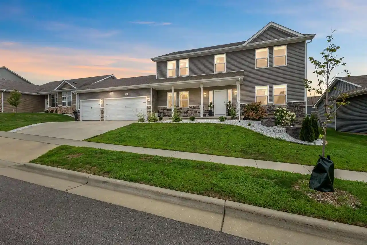1st image of 302 Brett Street Street, Belleville, WI 53508 | MLS# 2031227