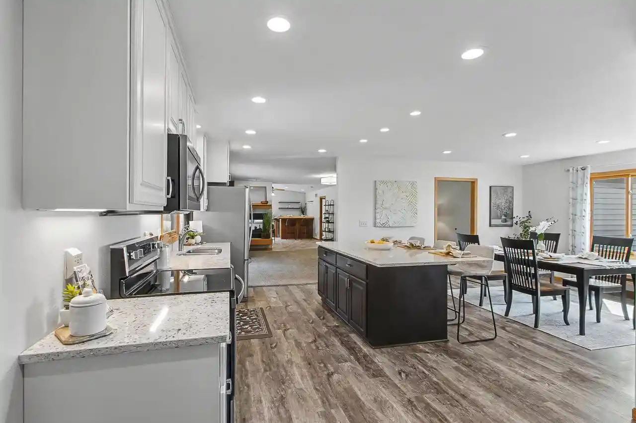 3rd image of 4862 Hickory Trail Trail, Middleton, WI 53562 | MLS# 2031233