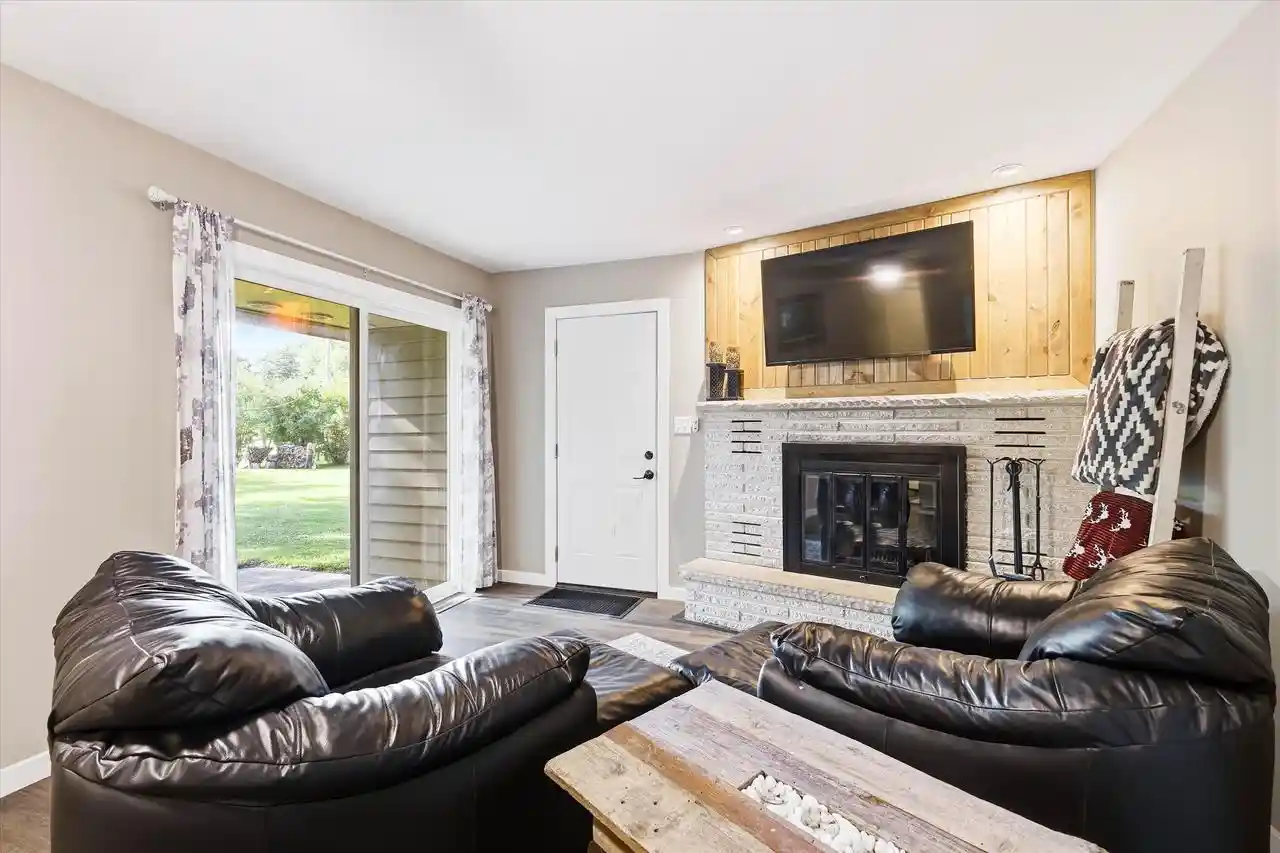 Photo 3 of Single family home for sale at N7104 Leonard Dr Dr, Fond Du Lac, WI 54935 | MLS# 50331614 | Listing updated on 2026-09-04