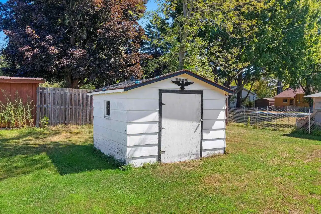 Photo 2 of Single family home for sale at 318 Hall Avenue Avenue, Oconto, WI 54153 | MLS# 50331613 | Listing updated on 2026-08-26