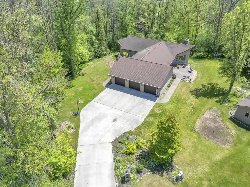 1st image of 4564 Broadway Street Street, Manitowoc, WI 54220 | MLS# 1977708