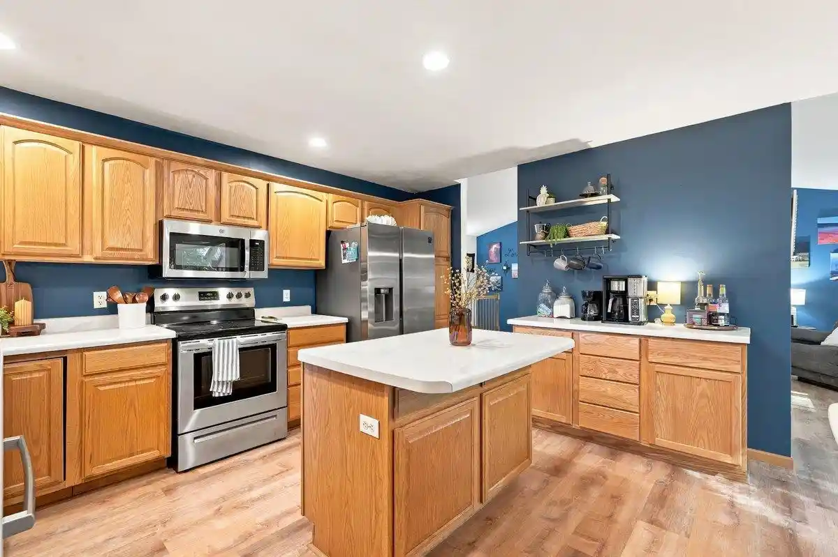 Photo 3 of Single family home for sale at 893 Chalfont Dr Dr, Sun Prairie, WI 53590 | MLS# 2031240 | Listing updated on 2026-09-09