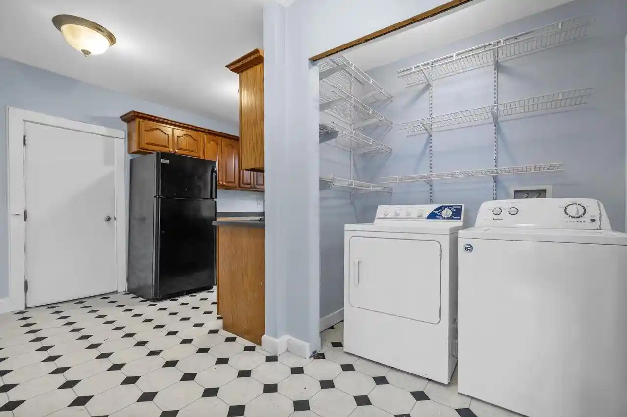 Photo 3 of Single family home for sale at 923 Marshall Street Street, Lake Geneva, WI 53147 | MLS# 1977713 | Listing updated on 2026-08-25