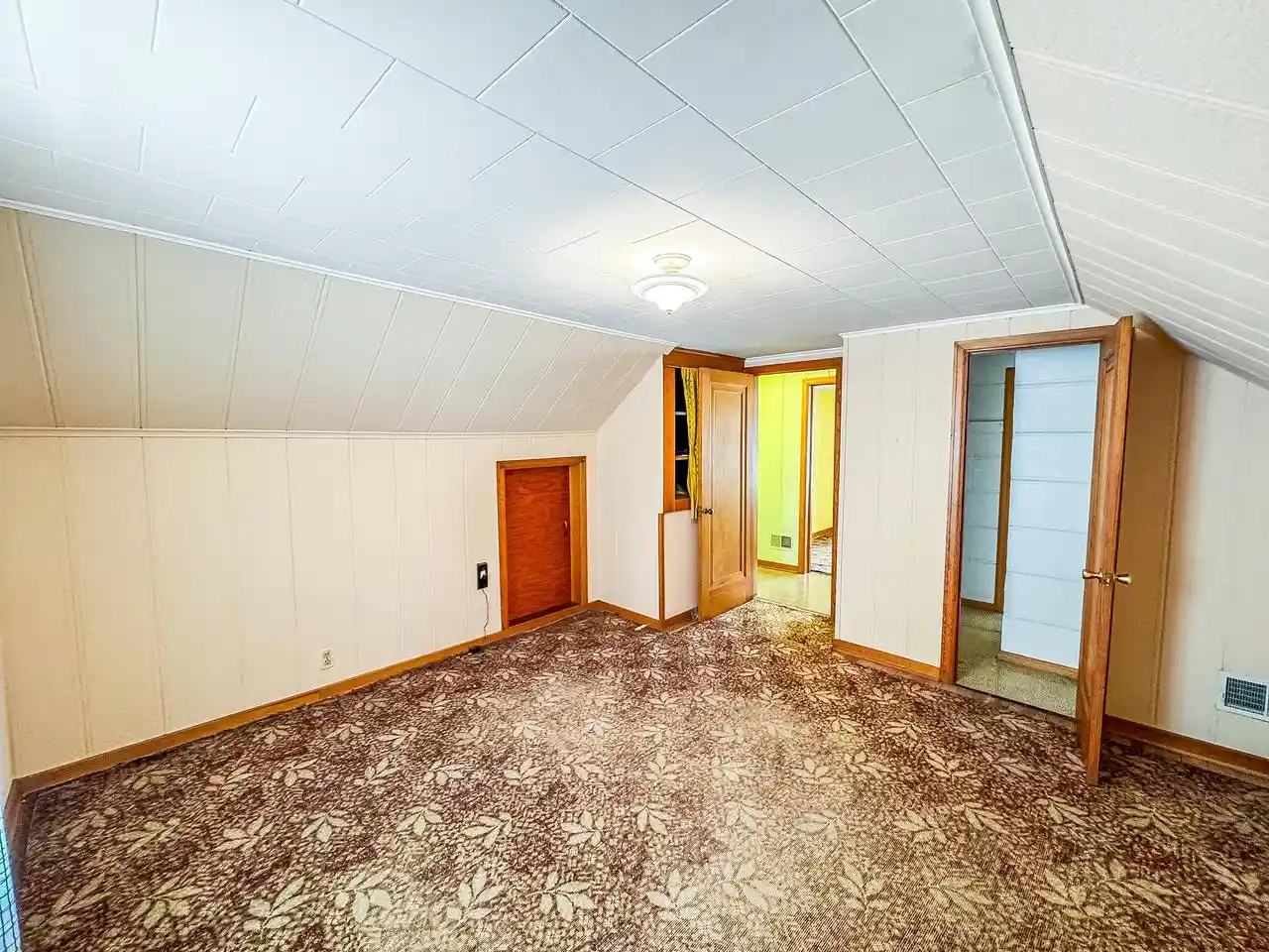 4th image of 1109 Flambeau Street Street, Manitowoc, WI 54220 | MLS# 1977717