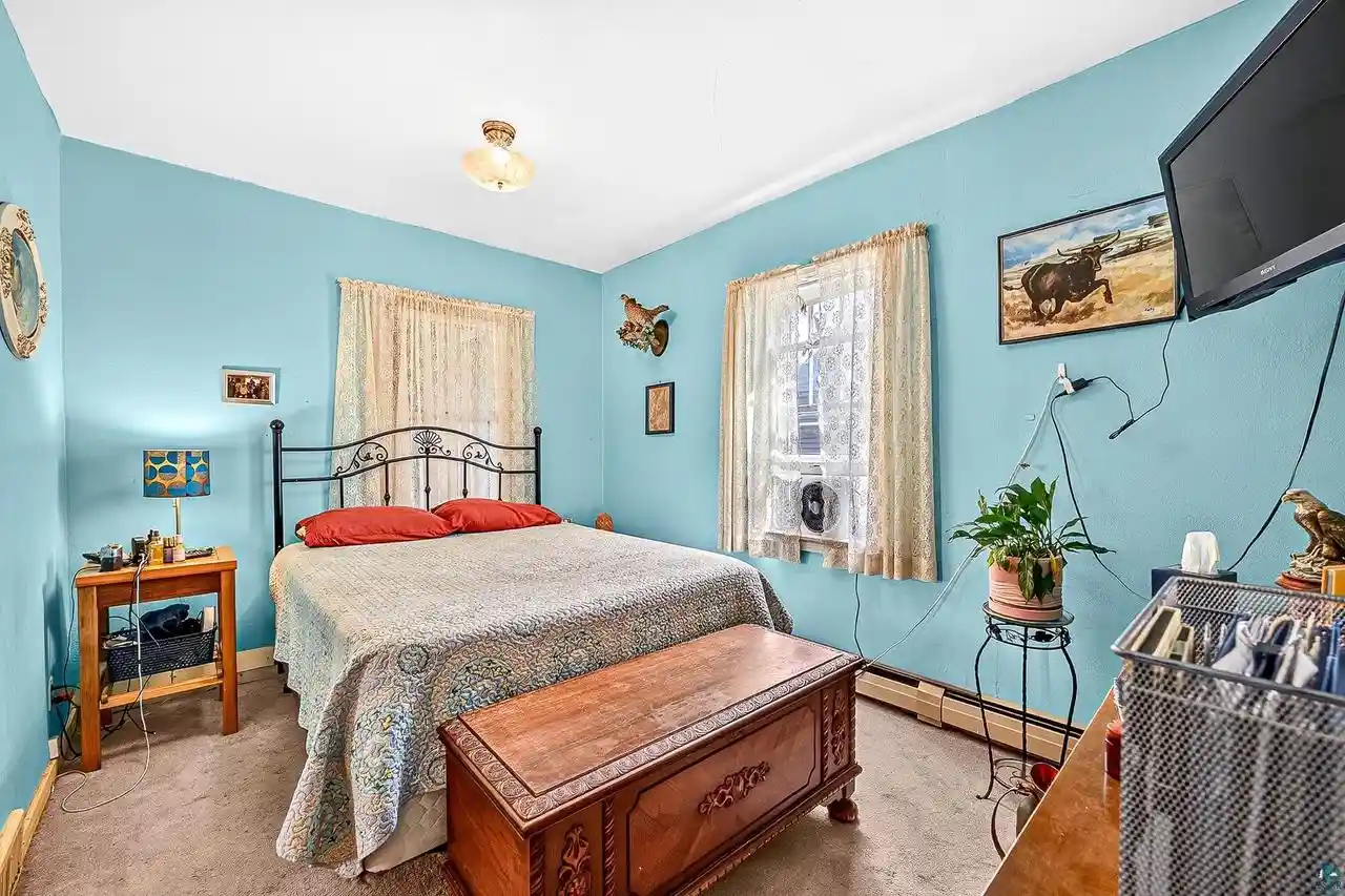 Photo 4 of Single family home for sale at 718 Broadway St St, Superior, WI 54880 | MLS# 6127590 | Listing updated on 2026-10-05