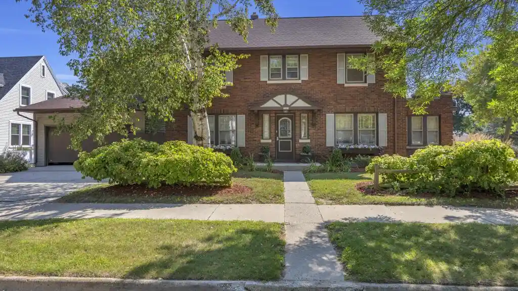 Photo 1 of Single family home for sale at 3305 N 9th Street Street, Sheboygan, WI 53083 | MLS# 1977722 | Listing updated on 2026-10-05