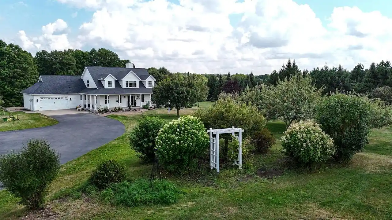 Photo 4 of Single family home for sale at 164359 Owl Ridge Road Road, Wausau, WI 54403 | MLS# 50331637 | Listing updated on 2026-09-02