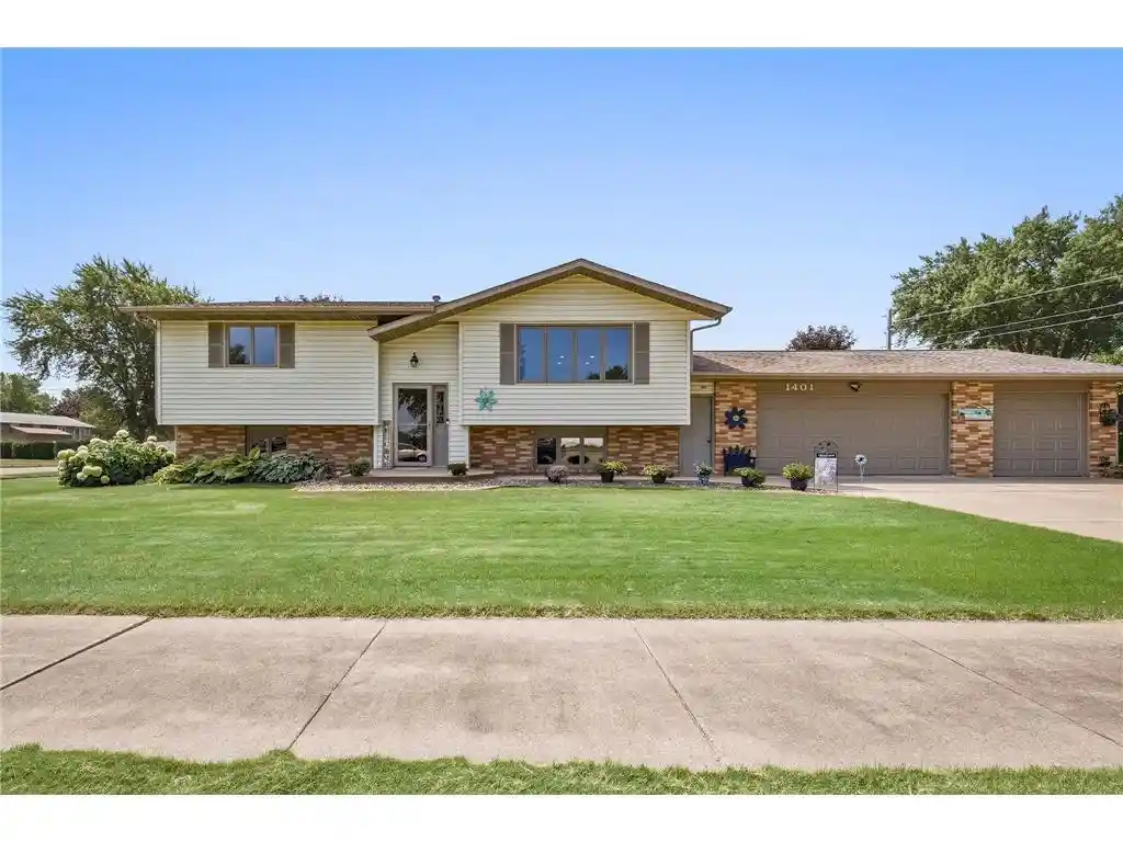 1st image of 1401 Dover Street Street, Chippewa Falls, WI 54729 | MLS# 7133332