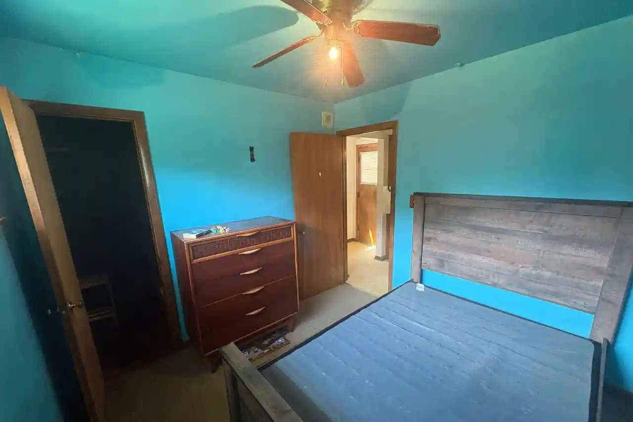 2nd image of 8311 7 Mile Road Road, Caledonia, WI 53108 | MLS# 1977728