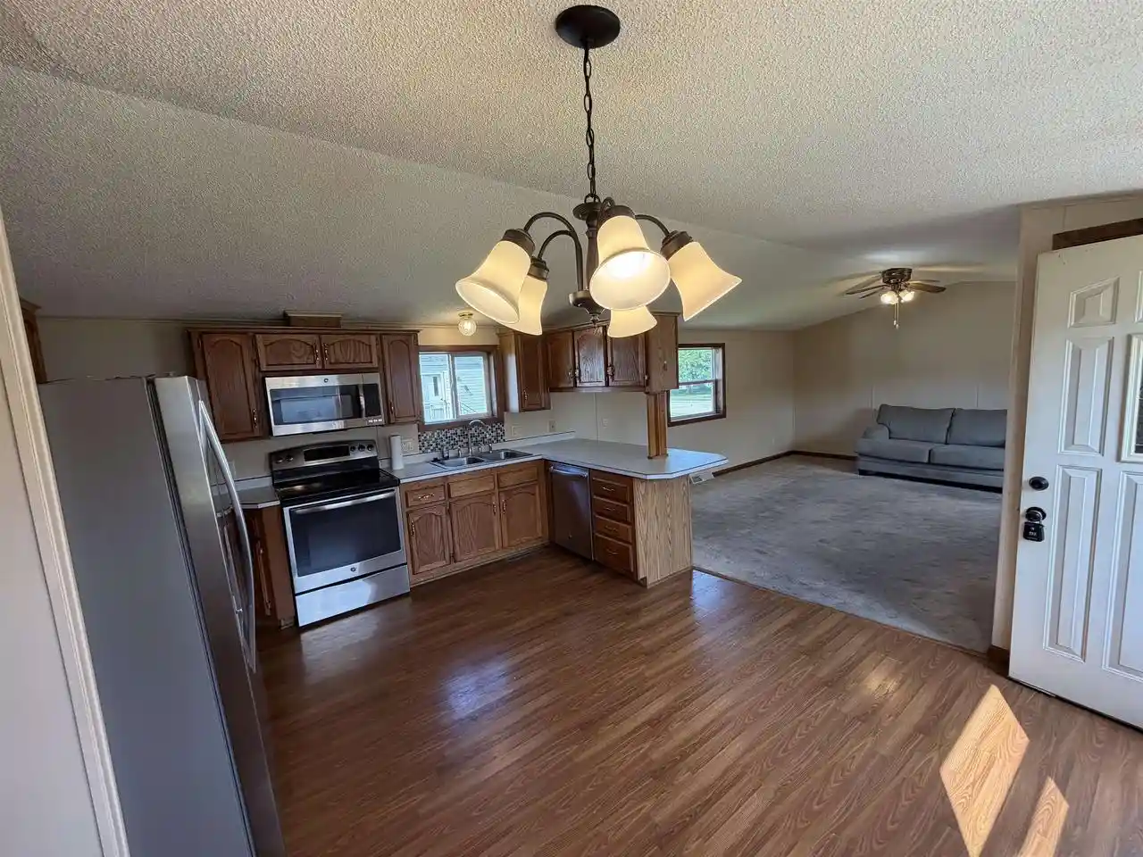 5th image of 1416 Flyway Dr Dr, Waupun, WI 53963 | MLS# 2031253