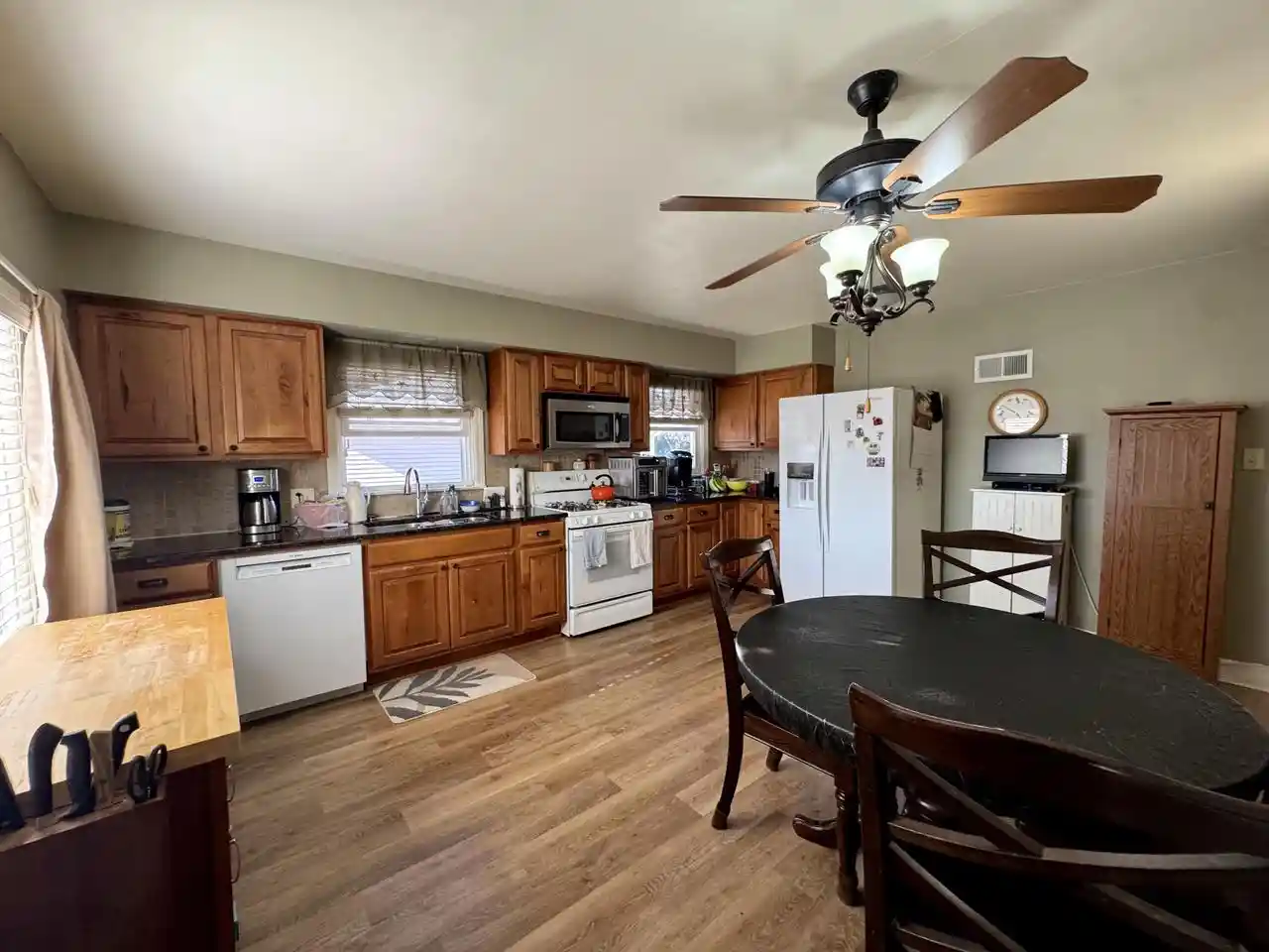Photo 3 of Single family home for sale at 7812 40th Avenue Avenue, Kenosha, WI 53142 | MLS# 1977729 | Listing updated on 2026-09-09