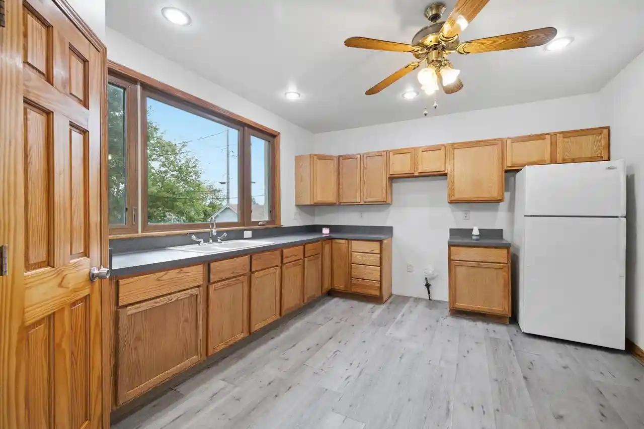 Listing Photo 5 - Condo for sale in building located at 1805 S 77th St, Milwaukee, WI 53214 - Unit #1805 A