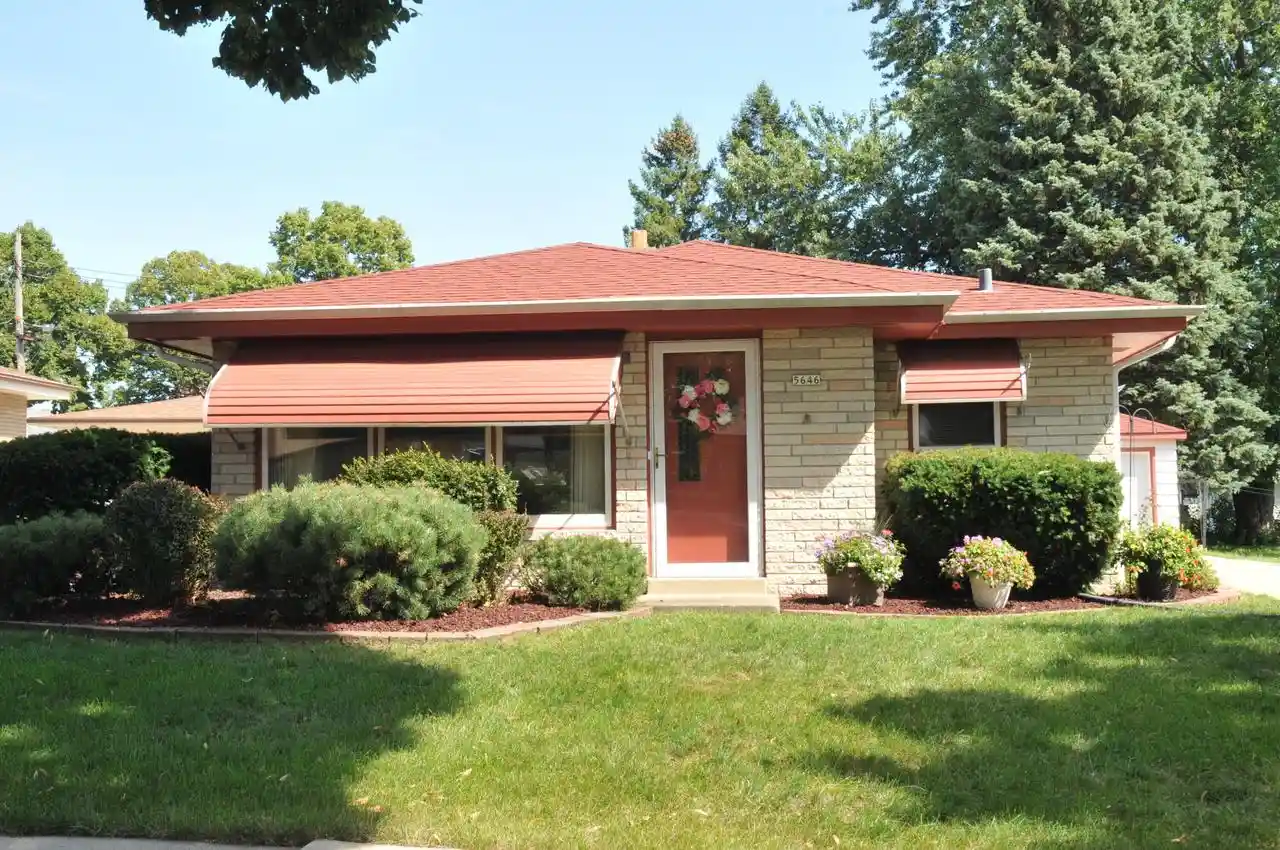 Photo 1 of Single family home for sale at 5646 S 30th Street Street, Milwaukee, WI 53221 | MLS# 1977740 | Listing updated on 2026-09-01