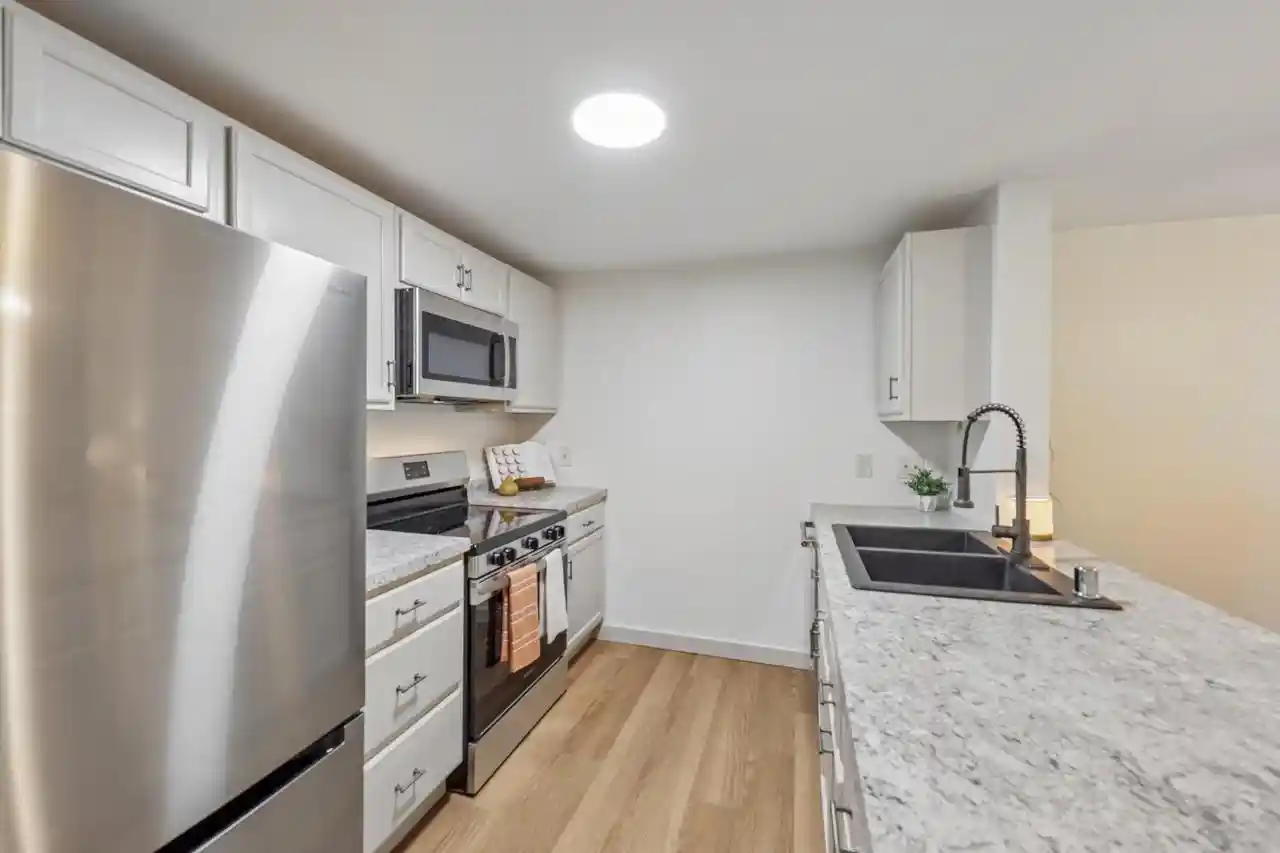 2nd image of 7401 Century Pl Pl, Middleton, WI 53562