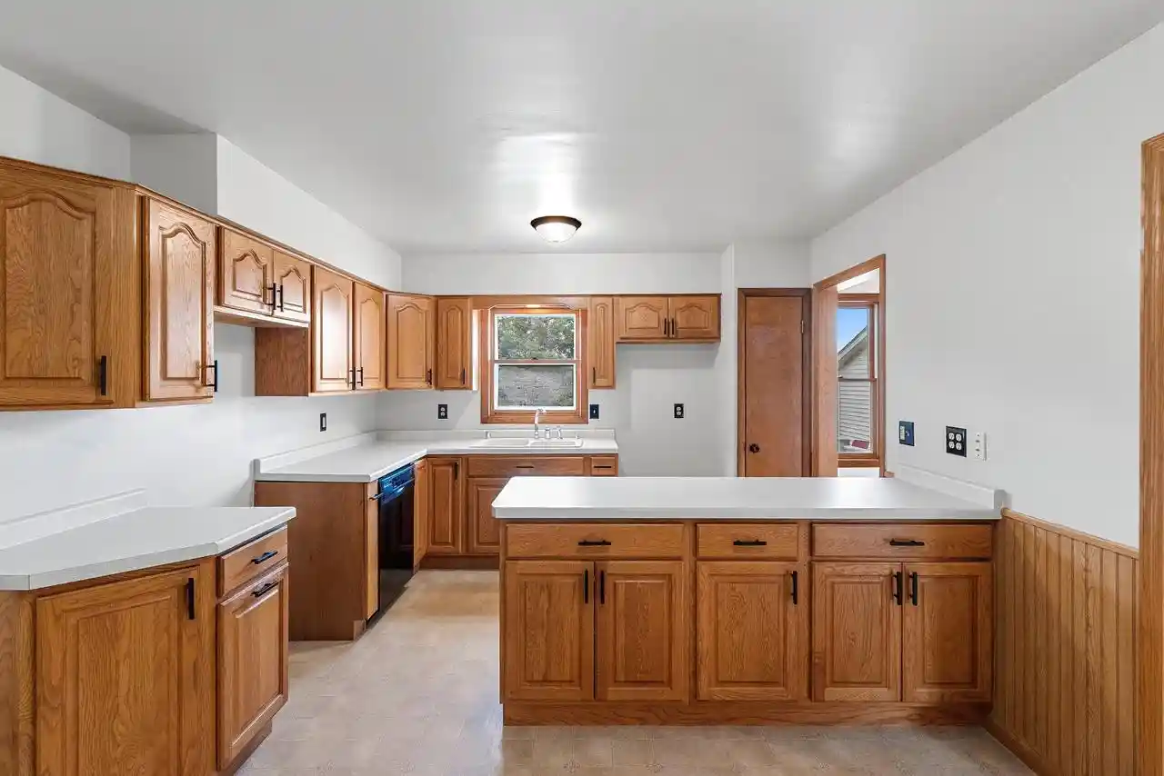 4th image of 5531 Luckow Lane Lane, Manitowoc, WI 54220 | MLS# 1977750