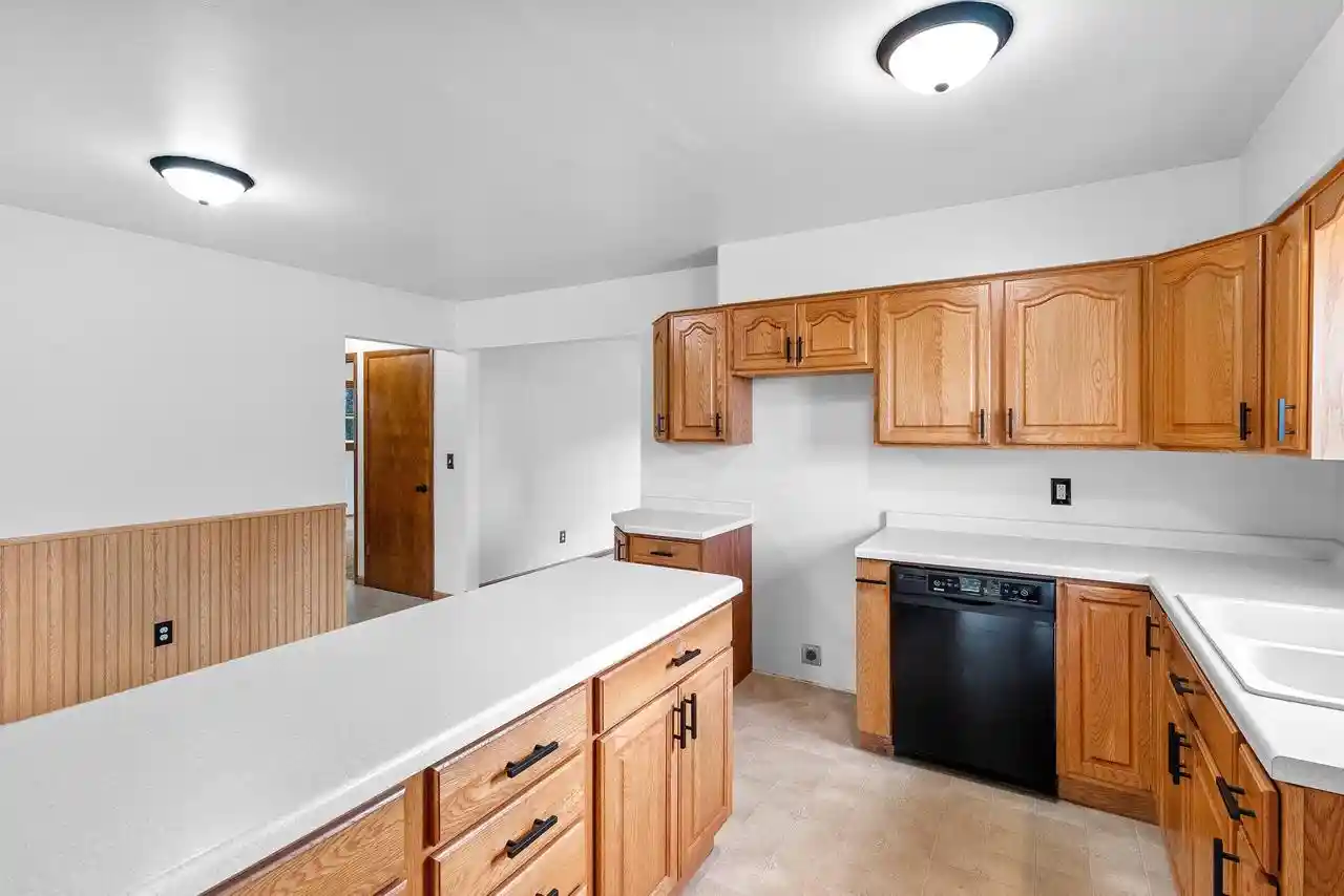 5th image of 5531 Luckow Lane Lane, Manitowoc, WI 54220 | MLS# 1977750