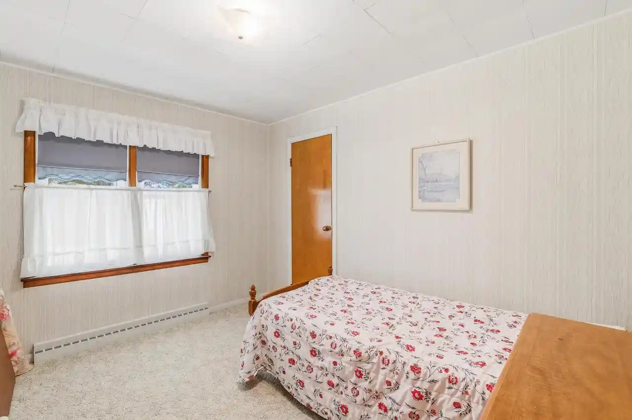 5th image of 520 Park Street Street, Juneau, WI 53039 | MLS# 1977756