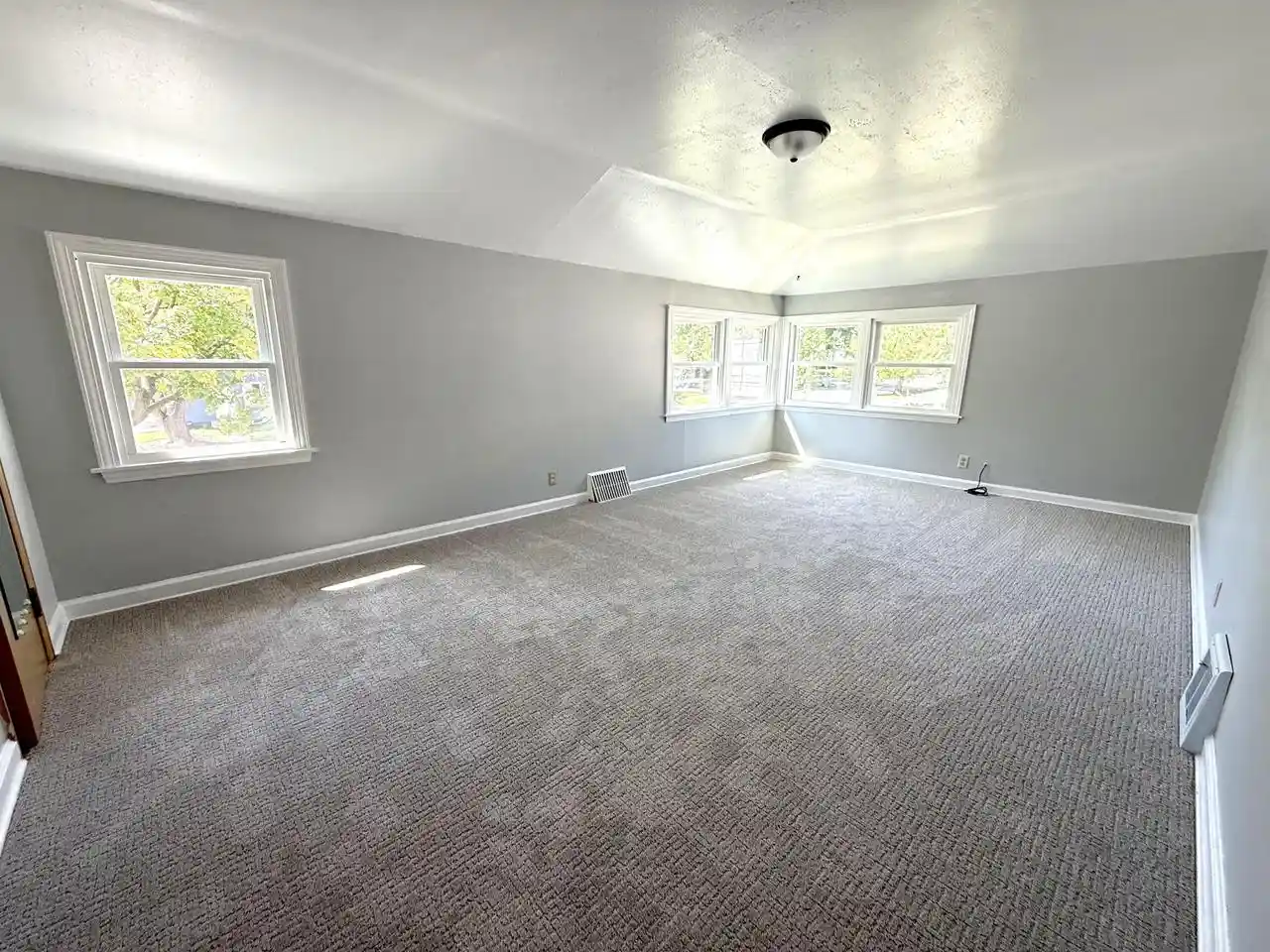Photo 2 of Single family home for sale at 4510 W Tripoli Avenue Avenue, Milwaukee, WI 53220 | MLS# 1977771 | Listing updated on 2026-09-11