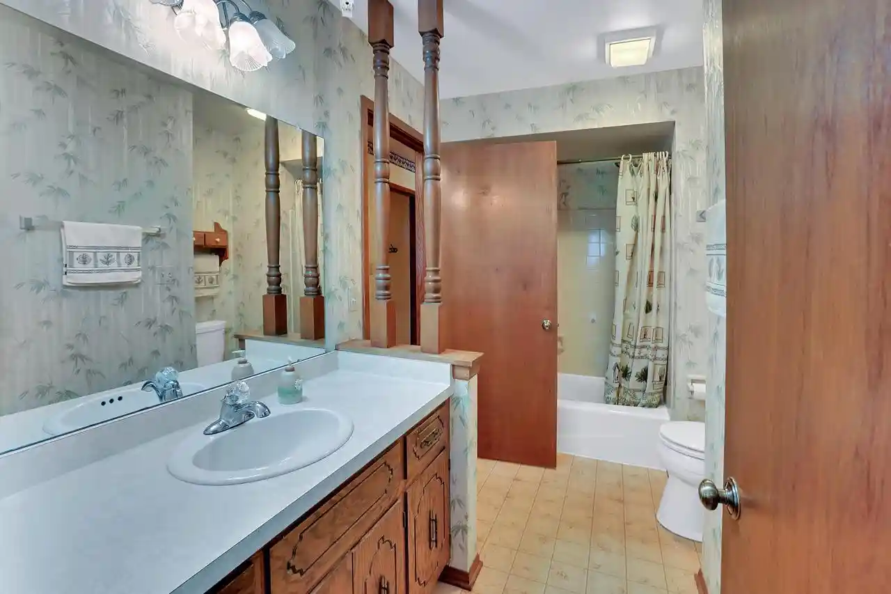 Photo 3 of Single family home for sale at 4495 S Church Dr Dr, New Berlin, WI 53151 | MLS# 1977770 | Listing updated on 2026-09-22