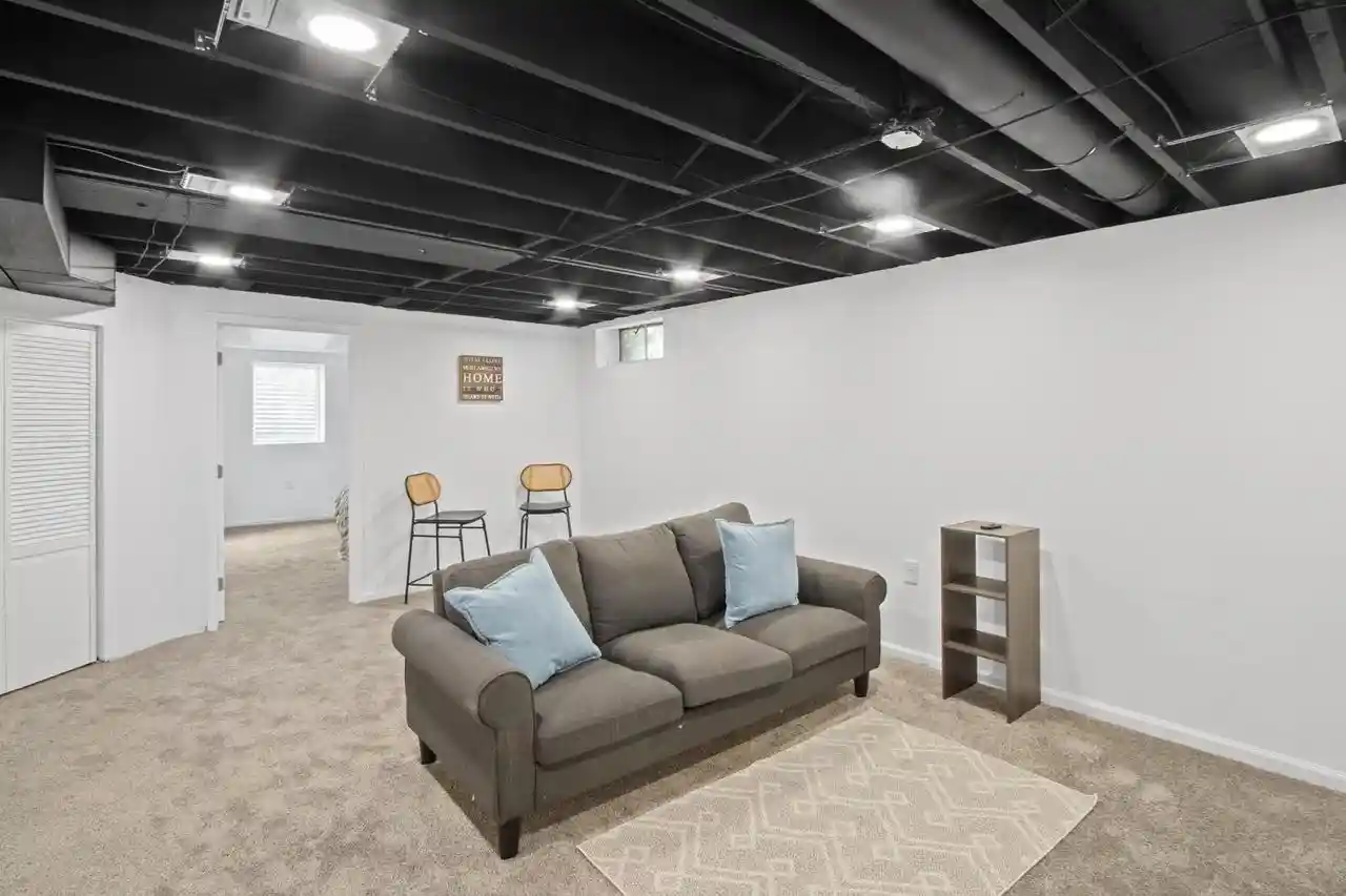 4th image of 4941 N Sherman Boulevard Boulevard, Milwaukee, WI 53209 | MLS# 1977772