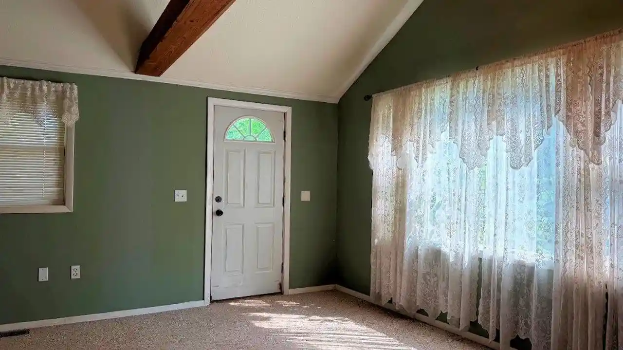 Photo 4 of Single family home for sale at 723 9Th Avenue Avenue, Baraboo, WI 53913 | MLS# 2031276 | Listing updated on 2026-08-31