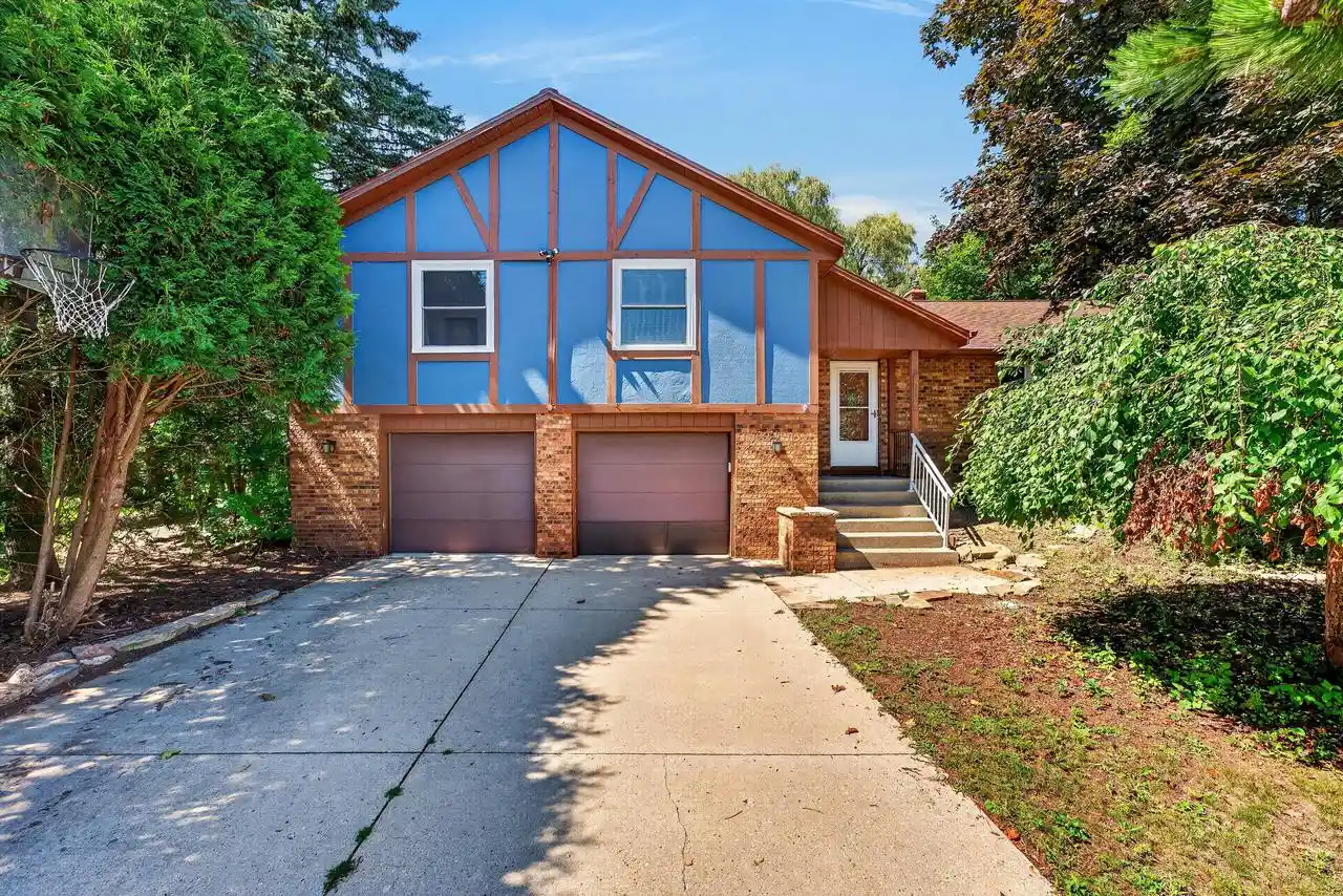 1st image of 4004 Greenwood Court Court, Sheboygan, WI 53081 | MLS# 1977773