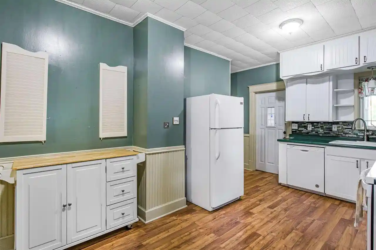 Photo 4 of Single family home for sale at 410 N Pine St, Reedsburg, WI 53959 | MLS# 2031280 | Listing updated on 2026-09-14
