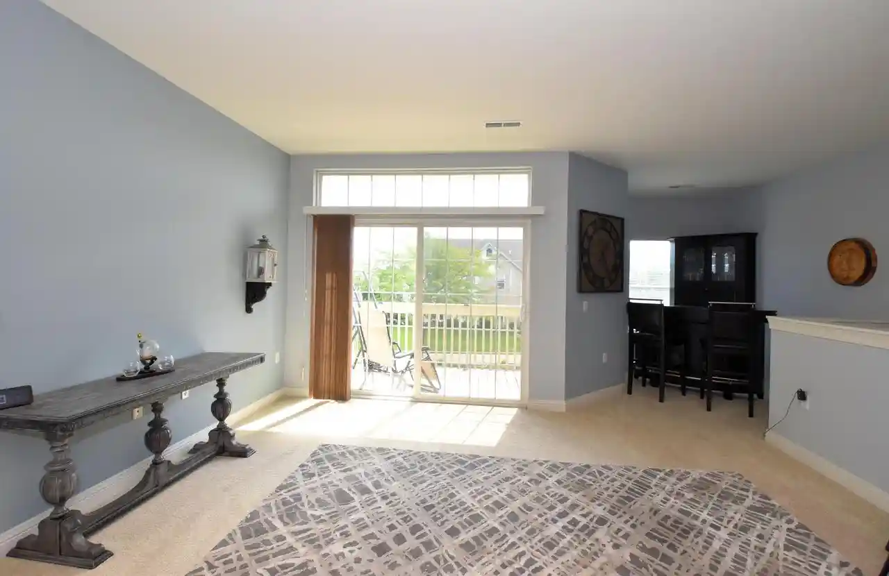 Listing Photo 5 - Condo for sale in building located at 1033 Hastings Ct Ct, Mount Pleasant, WI 53406 - Unit #202