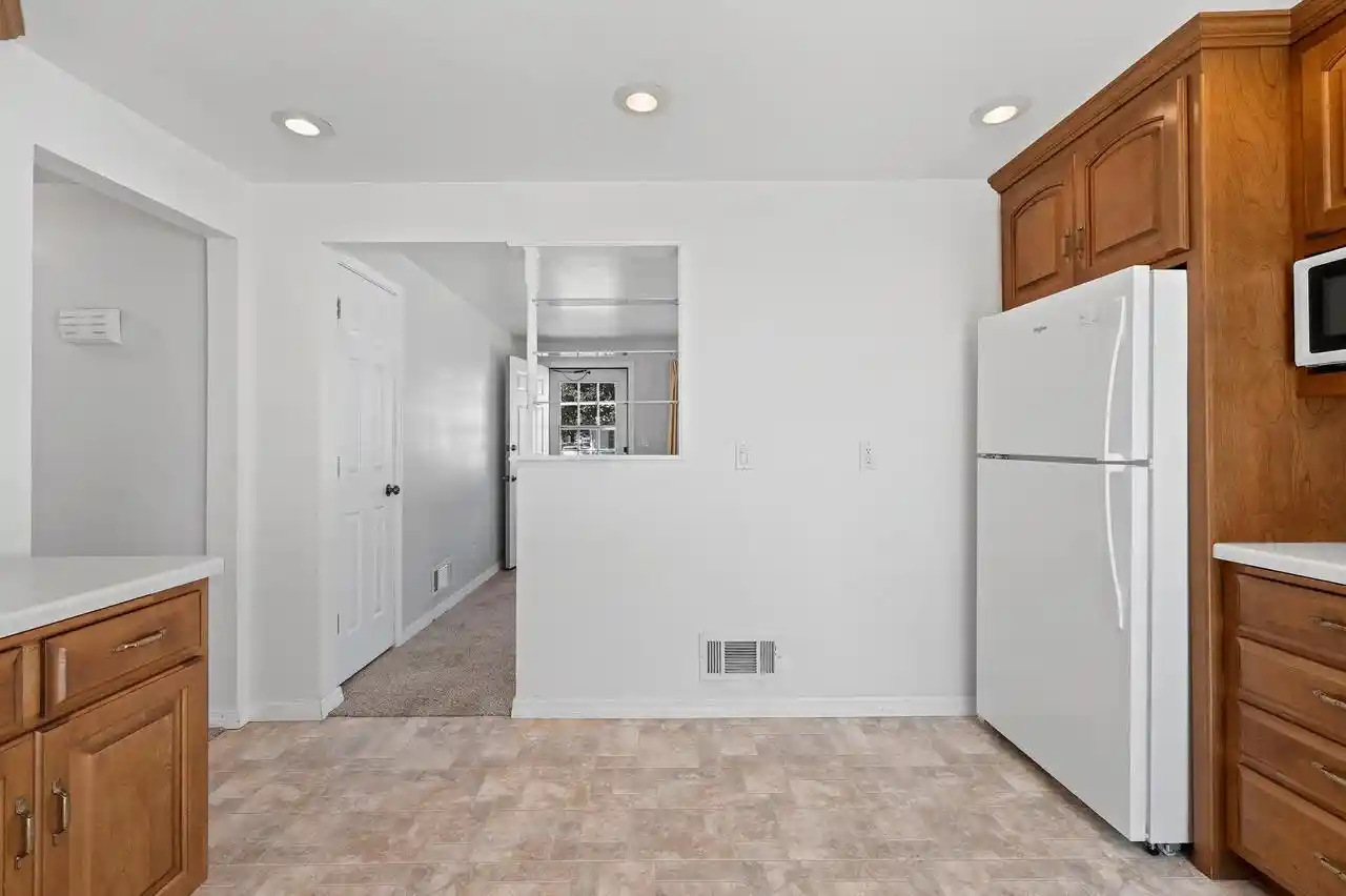 Photo 3 of Sale Pending at 1739 12Th Avenue Avenue, Green Bay, WI 54304 | MLS# 50331652 | Listing updated on 2026-09-23