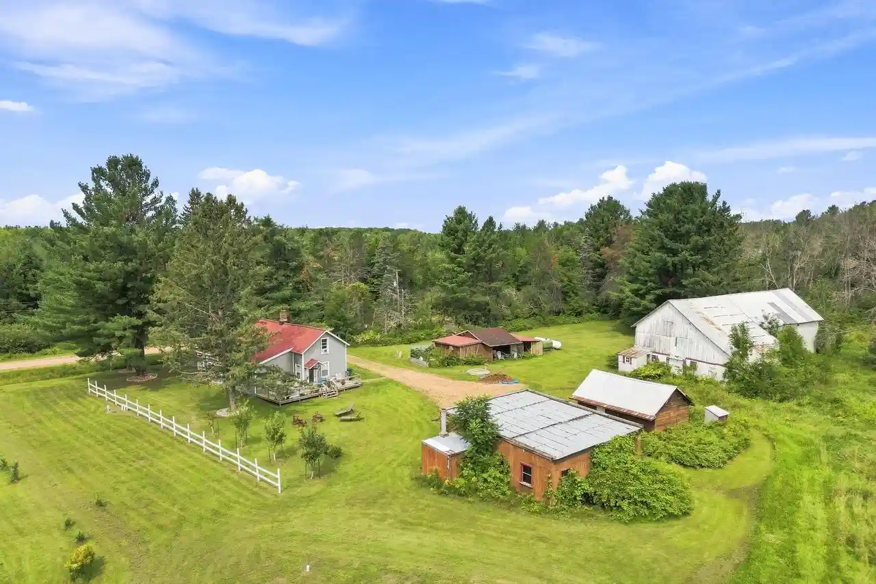Photo 1 of Single family home for sale at 3331 Stony Road Road, Stevens Point, WI 54481 | MLS# 22604166 | Listing updated on 2026-09-01
