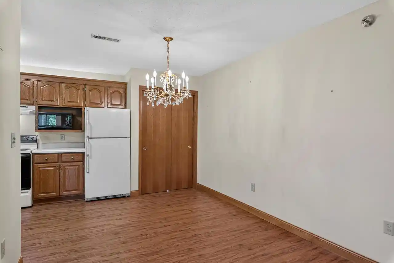 Photo 4 of Condo for sale at 17410 W Lincoln Avenue Avenue, New Berlin, WI 53146 | MLS# 1977801 | Listing updated on 2026-09-25