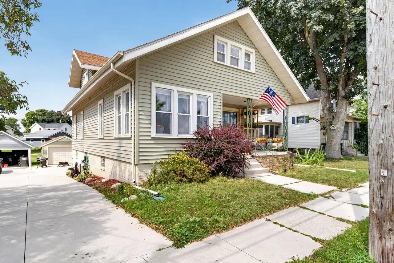 Photo 1 of Single family home for sale at 612 Pine St, Sheboygan Falls, WI 53085 | MLS# 1977805 | Listing updated on 2026-09-14