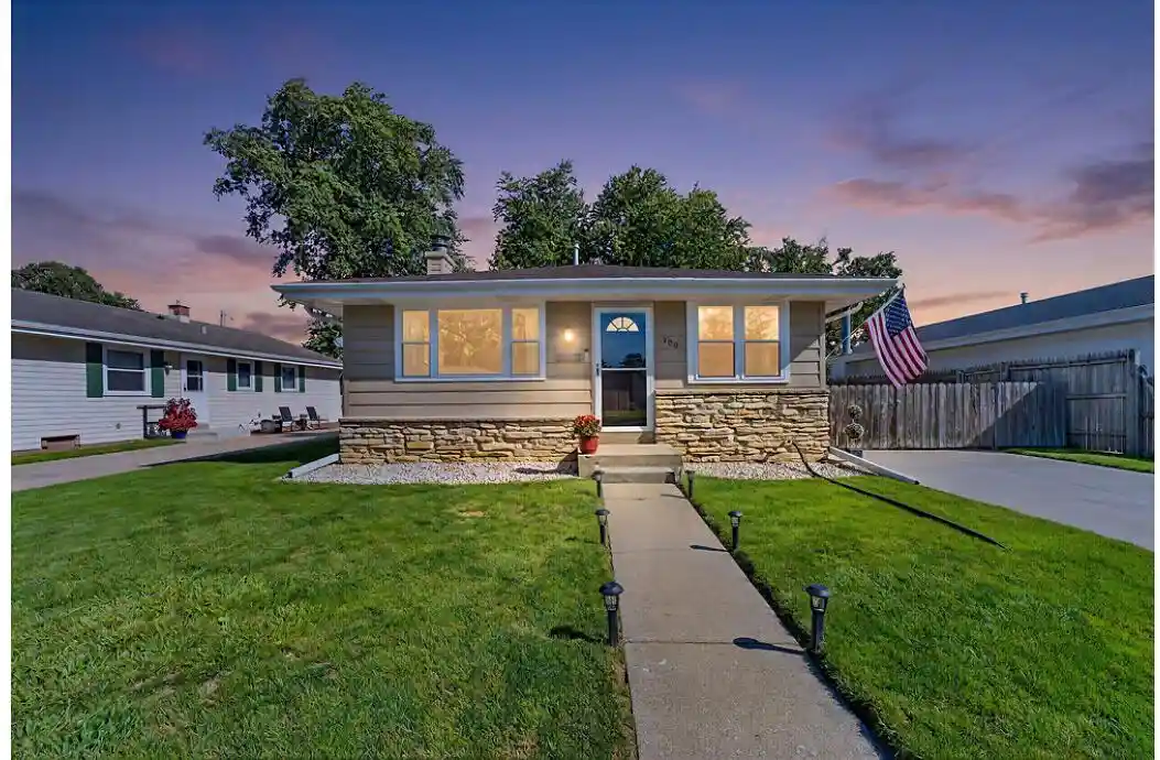 Photo 1 of Single family home for sale at 720 South Street Street, Racine, WI 53402 | MLS# 1977814 | Listing updated on 2026-08-30