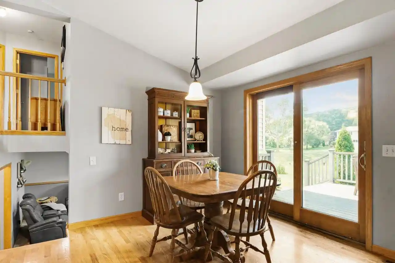 4th image of 2309 American Legion Dr Dr, Cross Plains, WI 53528 | MLS# 2031296