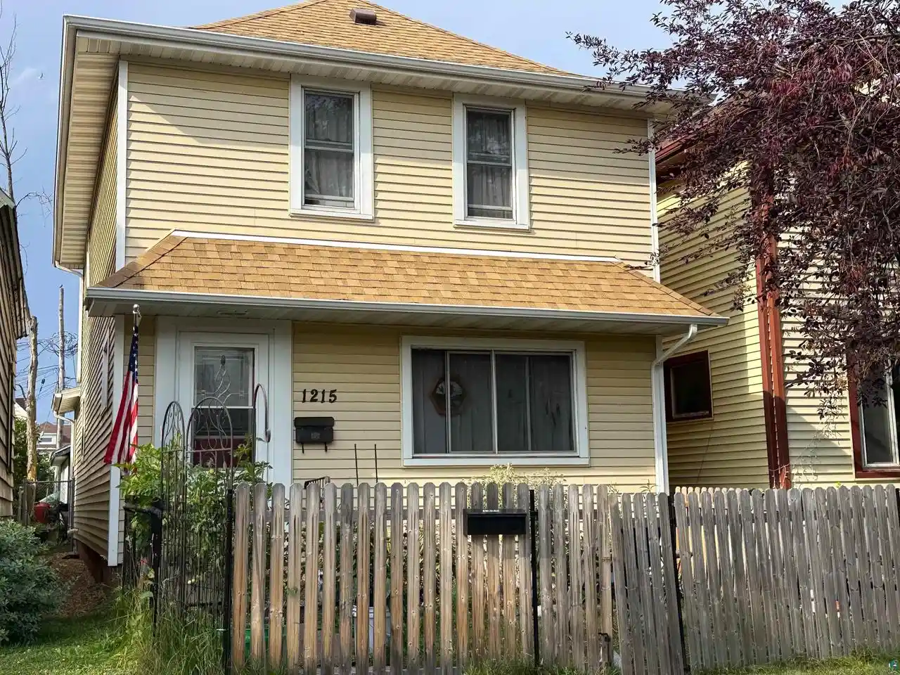 Photo 1 of Single family home for sale at 1215 Harrison St St, Superior, WI 54880 | MLS# 6127604 | Listing updated on 2026-09-07