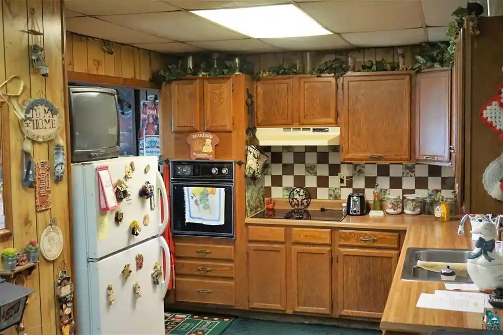 Photo 3 of Single family home for sale at 1215 Harrison St St, Superior, WI 54880 | MLS# 6127604 | Listing updated on 2026-09-07