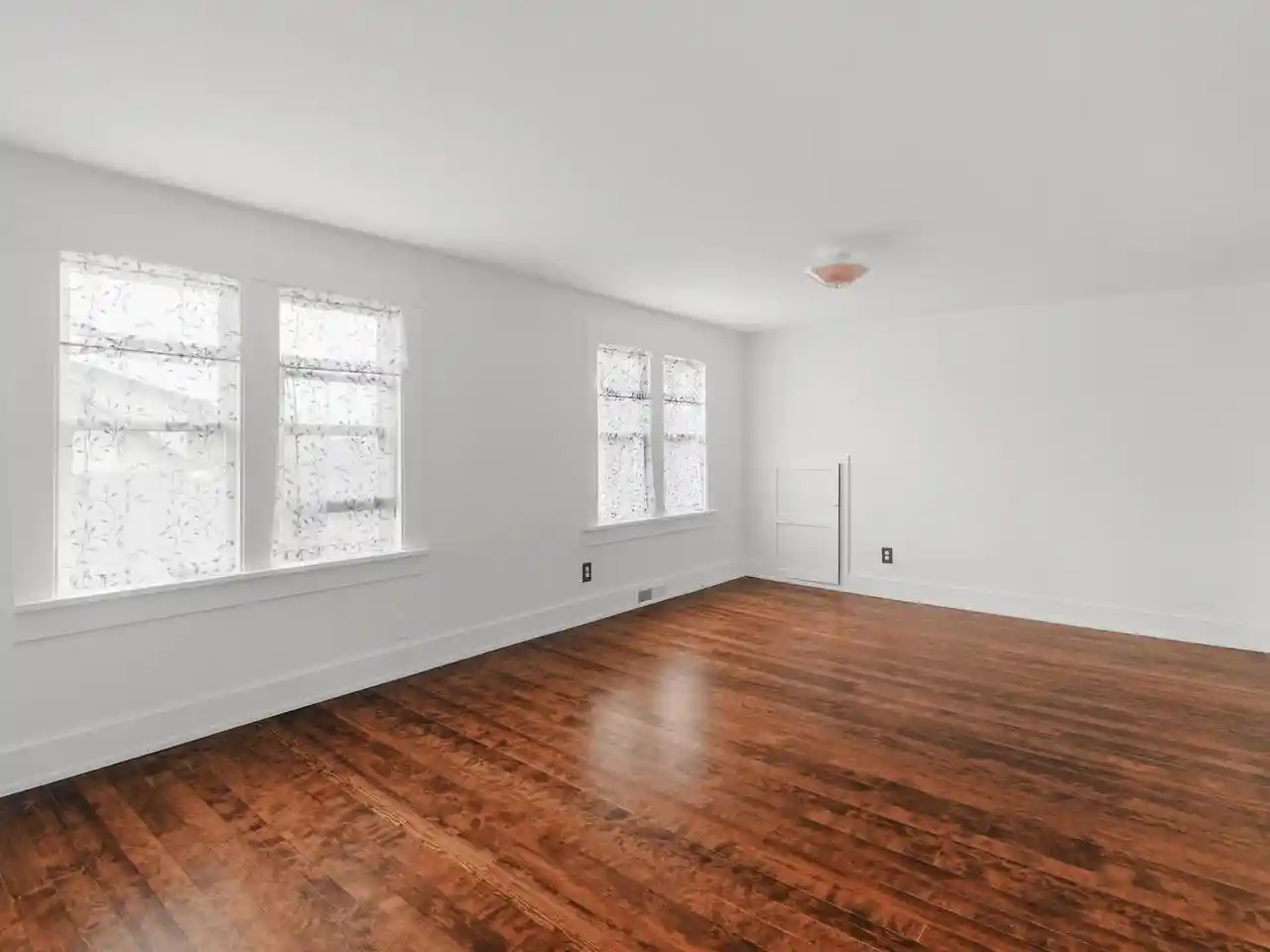 5th image of 2215 11Th Street Street, Two Rivers, WI 54241 | MLS# 1977820