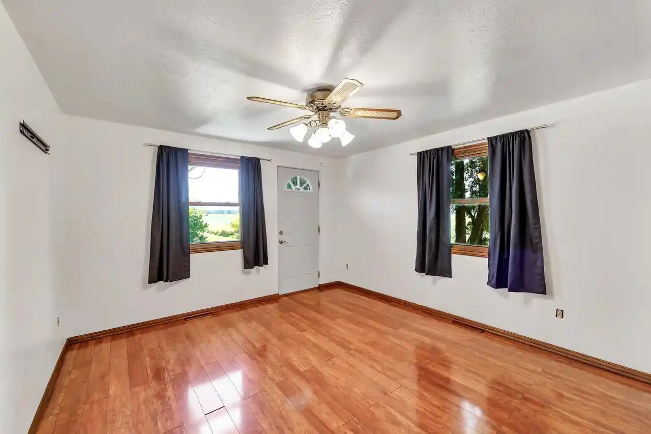 Photo 3 of Single family home for sale at 660 N Northview Road Road, Green Bay, WI 54311 | MLS# 50331671 | Listing updated on 2026-08-27